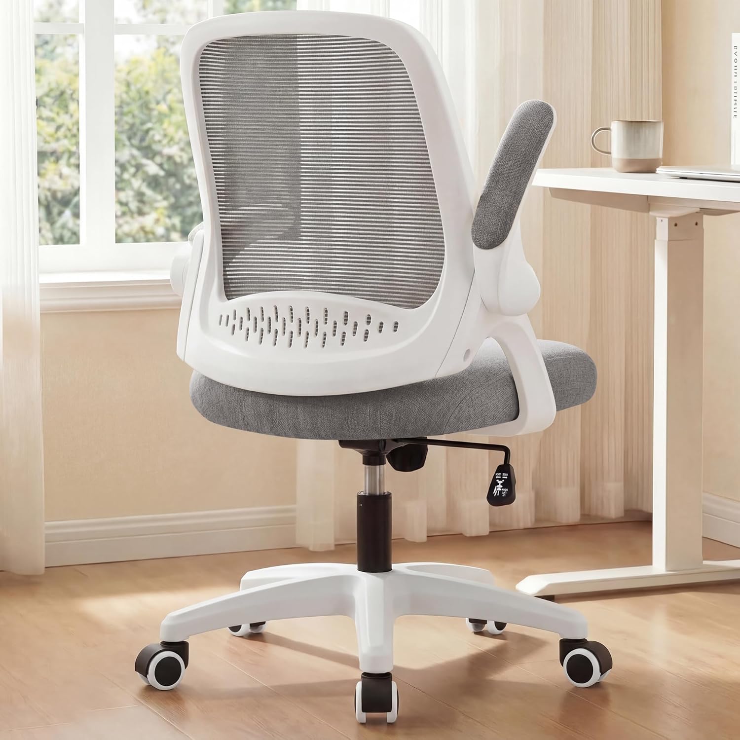 Office Chair - Kursi Kantor Ergonomis Berbahan Jaring dengan